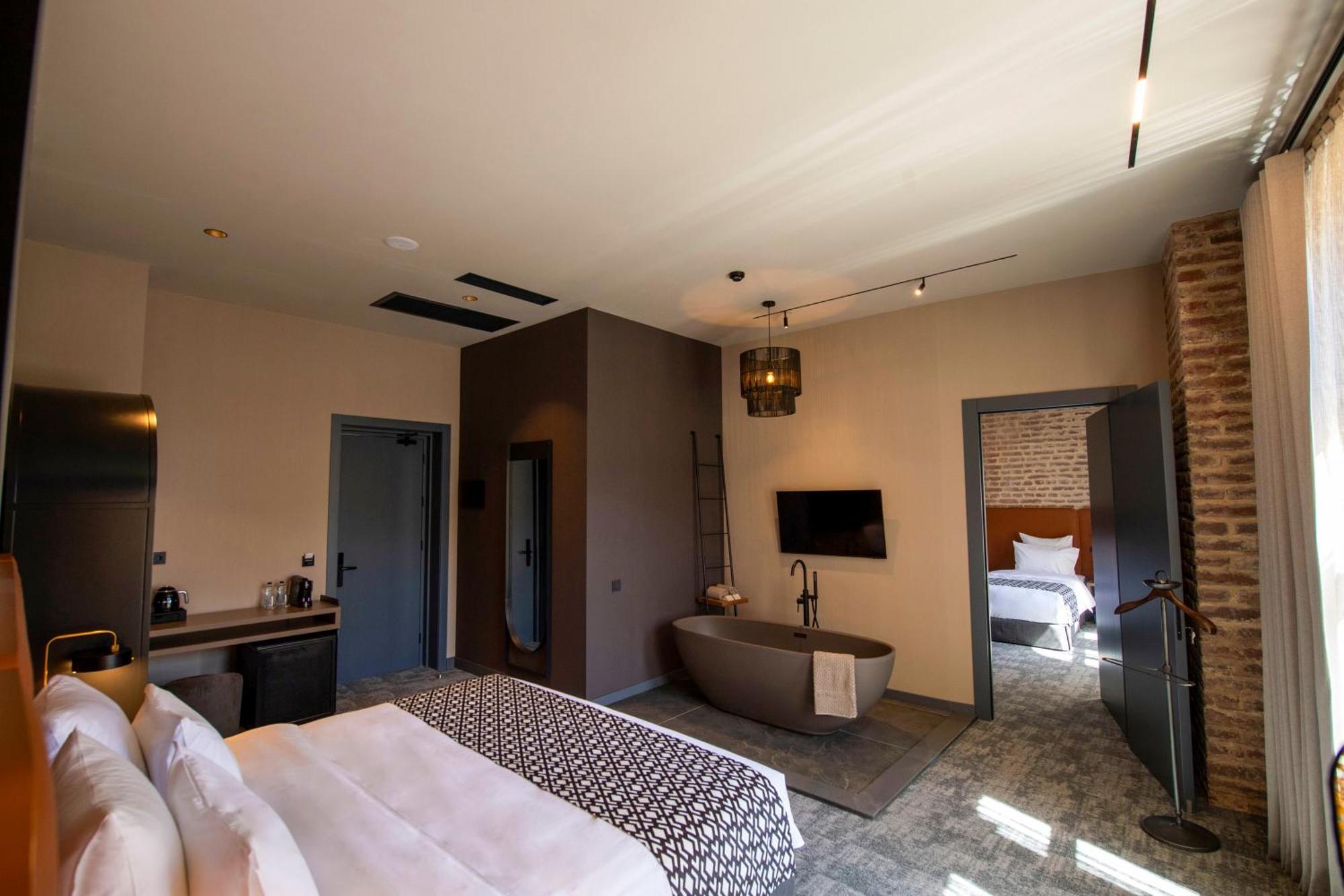 Qarvasla Hotel 第比利斯 外观 照片