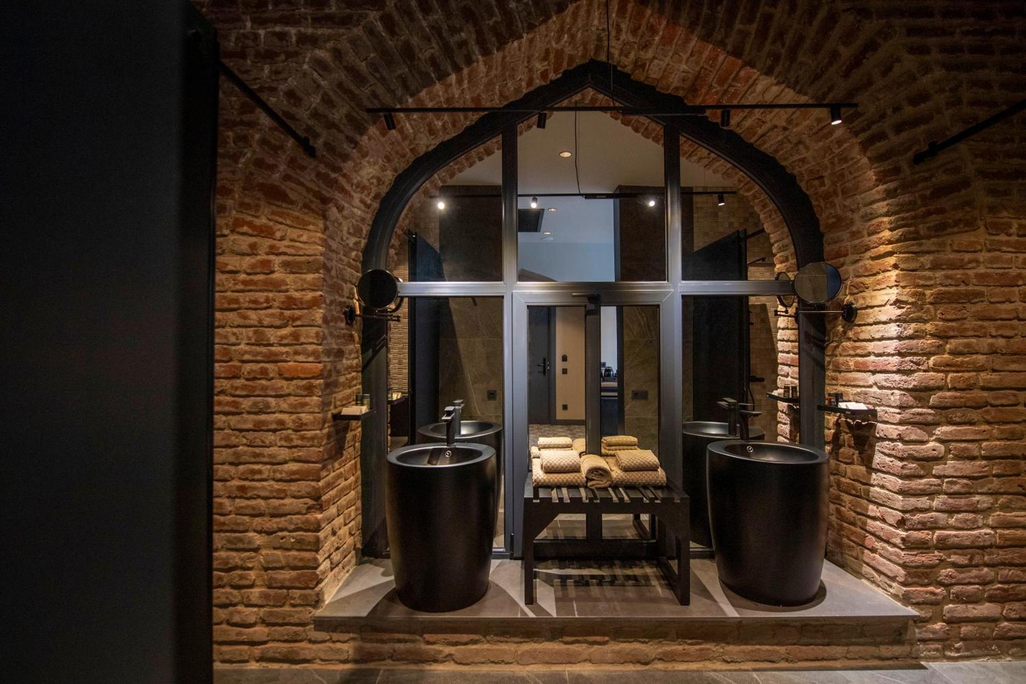 Qarvasla Hotel 第比利斯 外观 照片