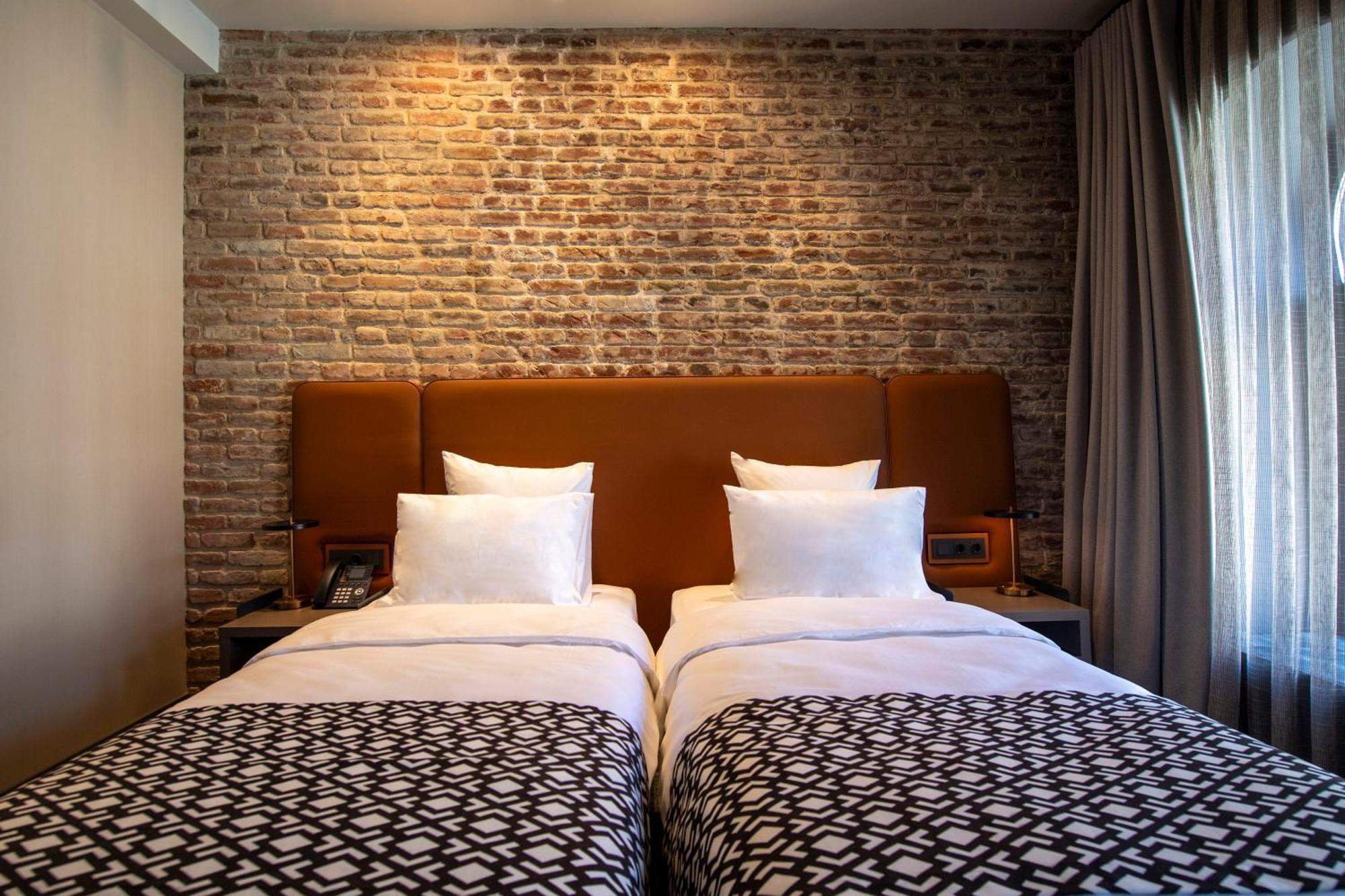 Qarvasla Hotel 第比利斯 外观 照片